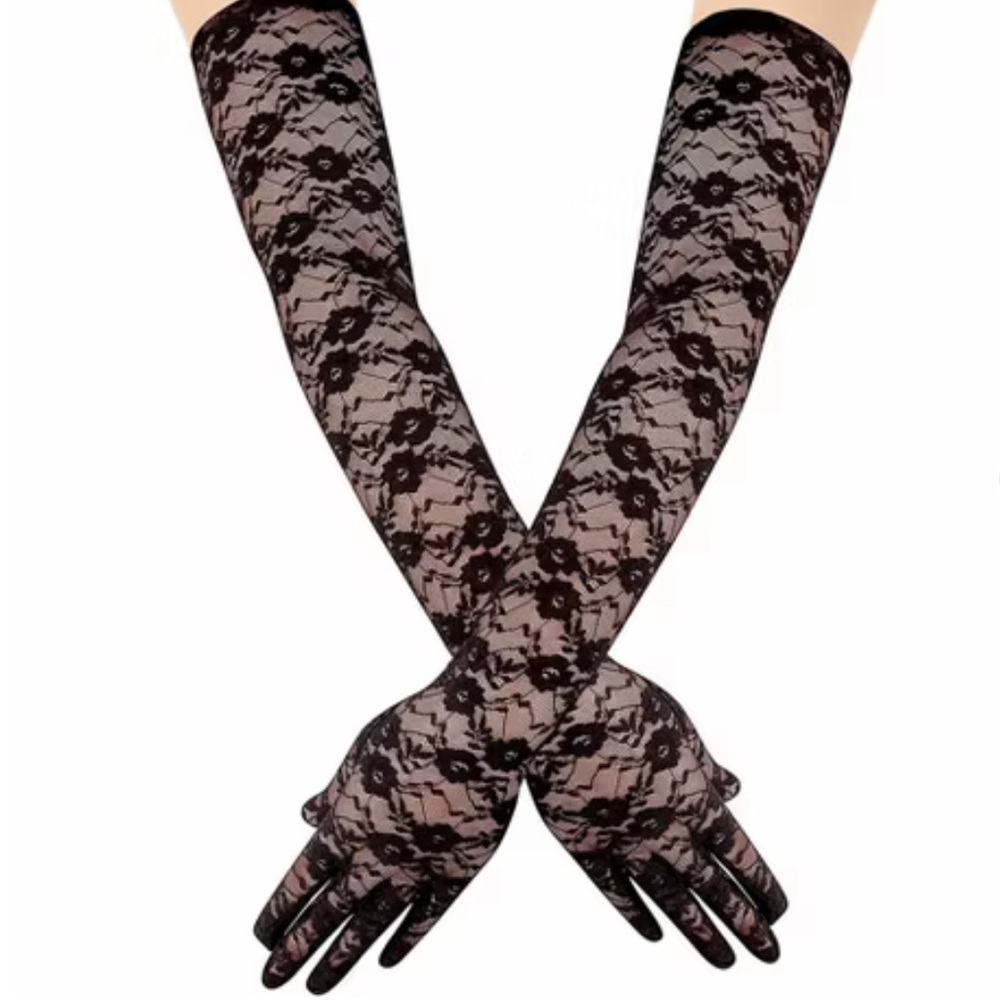 NWOT Elegant Black Lace Opera Gloves